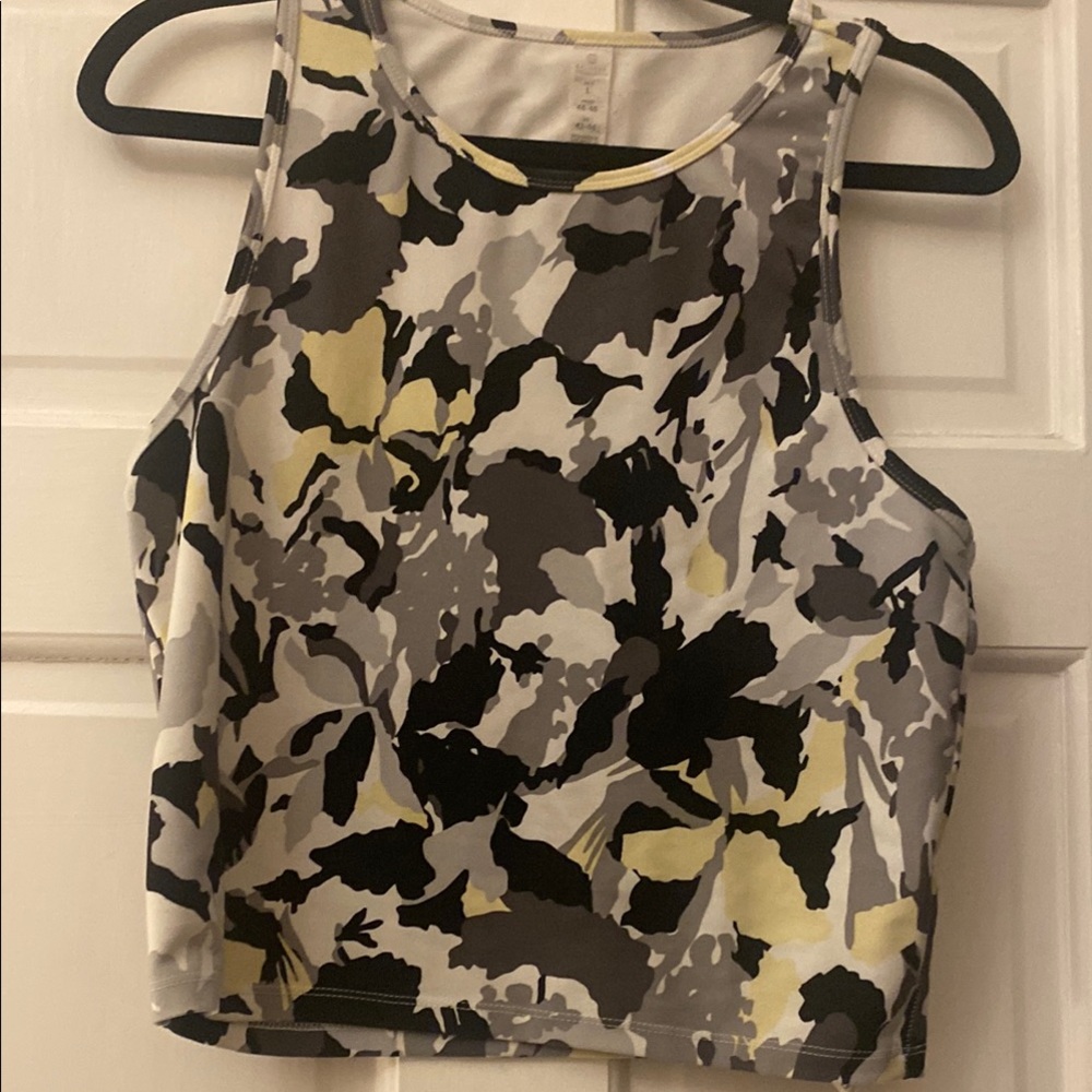 Workout tank top